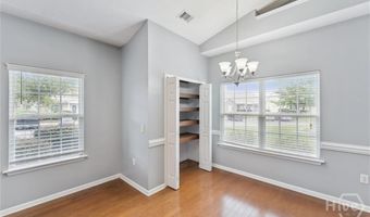 77 Stonelake Cir, Savannah, GA 31419