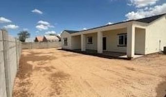 12178 W LOBO Dr, Arizona City, AZ 85123