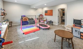 1334 N 161st Ter, Basehor, KS 66007