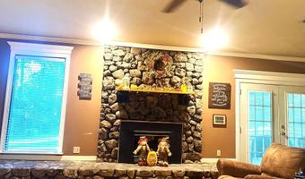 100 Canterbury Ln, Arkadelphia, AR 71923