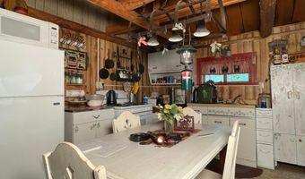 8002 HOLLY Ln, Alvin, WI 54542