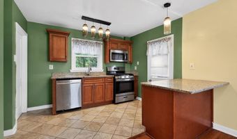 213 Priscilla Ln, Aldan, PA 19018