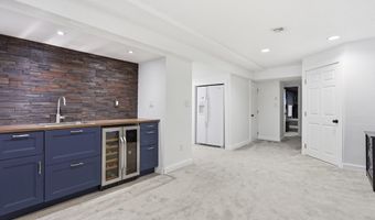 57 Berlin Rd, Bolton, MA 01740