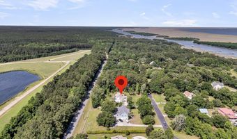 7878 Gull Bay Dr, Awendaw, SC 29429