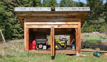295 Old Range Rd, Clark Fork, ID 83811