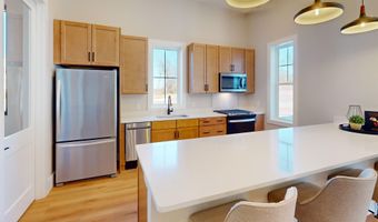 1 Longview Dr 103, Atkinson, NH 03811