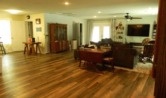 166 Lower Dam Pike Rd, Arkadelphia, AR 71923
