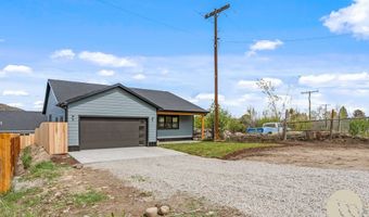 2 Avis St, Absarokee, MT 59001