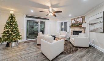 1203 Whispering Shrs, Vermilion, OH 44089