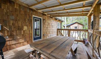 22 Still Hand Ln, Beattyville, KY 41311
