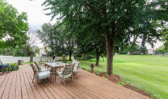 1205 N Scarlet Dr, Addison, IL 60101