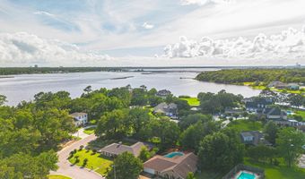 615 N Haven Dr, Biloxi, MS 39532