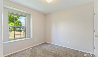 2109 Alder Dr, Caldwell, ID 83605