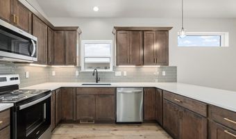 4051 SADDLEBACK Ln, Cheyenne, WY 82001