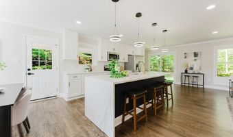 5112 ALTHEA Dr, Annandale, VA 22003