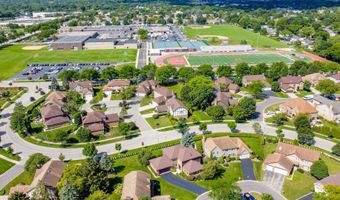 2409 E Greshan Ct, Arlington Heights, IL 60004