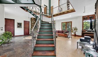 27 Ridge Rd, Canton, CT 06019
