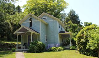 55 Liberty St, Chester, CT 06412