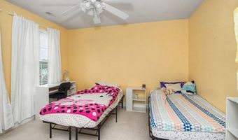 2517 Clayton Dr, Ames, IA 50010