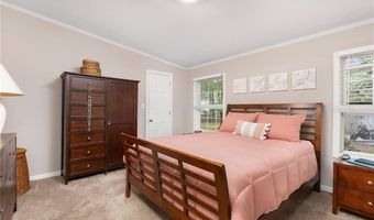 8 King Philip Rd, Coventry, RI 02816