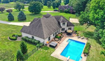 5695 N London Rd, Fairland, IN 46126