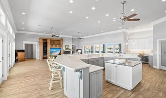 134 Bay Harbor Dr, Aransas Pass, TX 78336