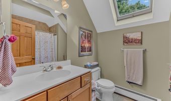 18 Armsby Cir, Campton, NH 03223