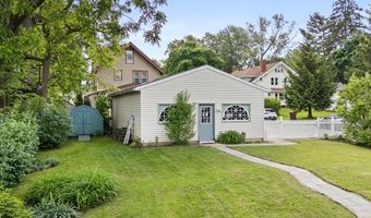 819 Center St, Ashland, OH 44805