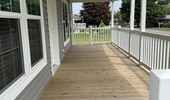 3287 Lakeland Dr, Arcadia, MI 49613