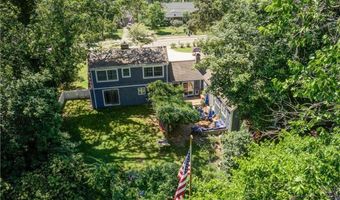 44 Washington Rd, Barrington, RI 02806