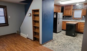 615 N 3rd St, Aberdeen, SD 57401