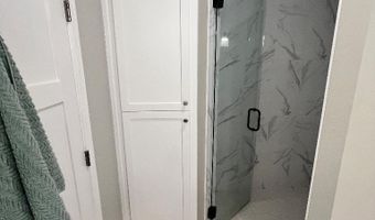110 Meadow Ct, Argos, IN 46501