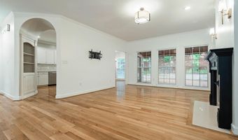 211 WEATHERLY CLUB Dr, Alabaster, AL 35007