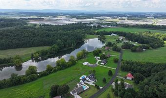 946 Gardner Springs Rd SE, Adairsville, GA 30103