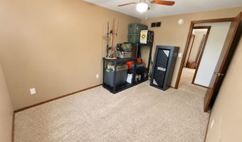1102 Heritage Ln, Angola, IN 46703