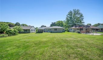 154 Walnut Dr, Amherst, OH 44001