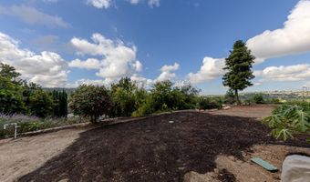 7655 E Silver Dollar Ln, Anaheim, CA 92808