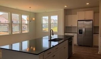 575 Midsummer St #211, Aberdeen, NC 28315