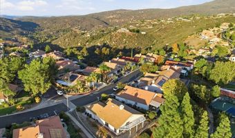 2501 Columbine Dr, Alpine, CA 91901