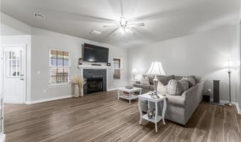 541 Firewood Dr, Centerton, AR 72719