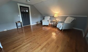 221 S Main St, Cambridge, VT 05444