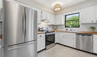 2705 ANDREA Dr, Allentown, PA 18103