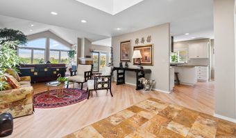 3276 W Hillcrest Ln, Boise, ID 83705