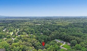 5422 Cheyenne Dr, Acworth, GA 30102