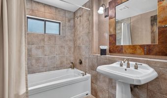 36601 N MULE TRAIN Rd A40, Carefree, AZ 85377