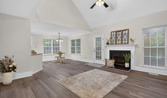 1209 Waterford Green Dr, Apex, NC 27502