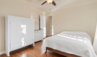 1019 Ash St, Alexandria, MN 56308