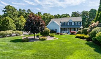 7 Mizzen Ln, Bourne, MA 02532