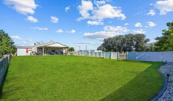 523 E 5th St, Burley, ID 83336