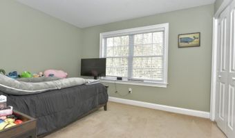 3 Susan Valley Ter, Alloway, NJ 07462